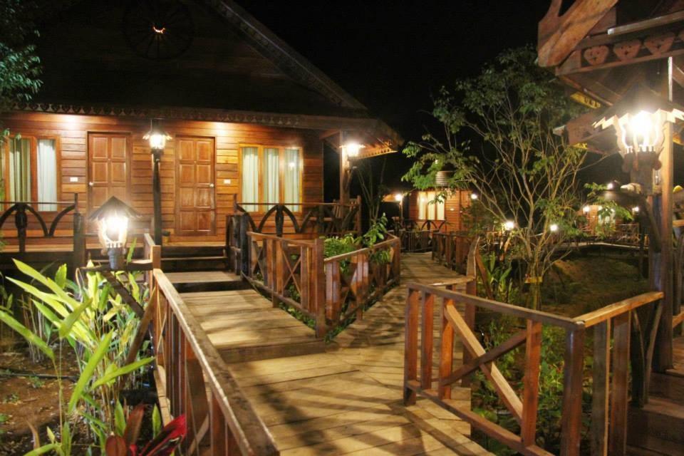 Burilamplai Resort Thung Yai Rom bilde