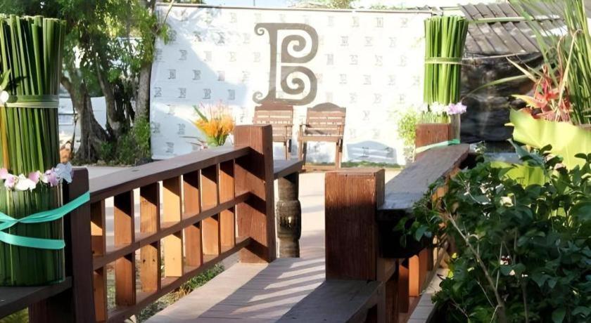 Burilamplai Resort Thung Yai Eksteriør bilde