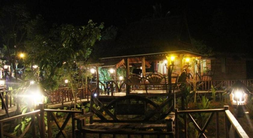 Burilamplai Resort Thung Yai Eksteriør bilde