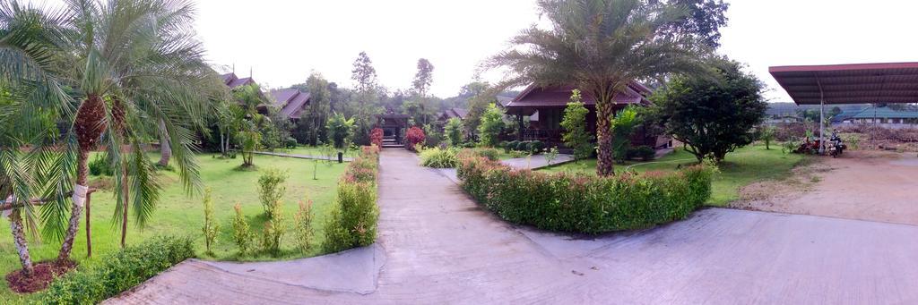 Burilamplai Resort Thung Yai Eksteriør bilde